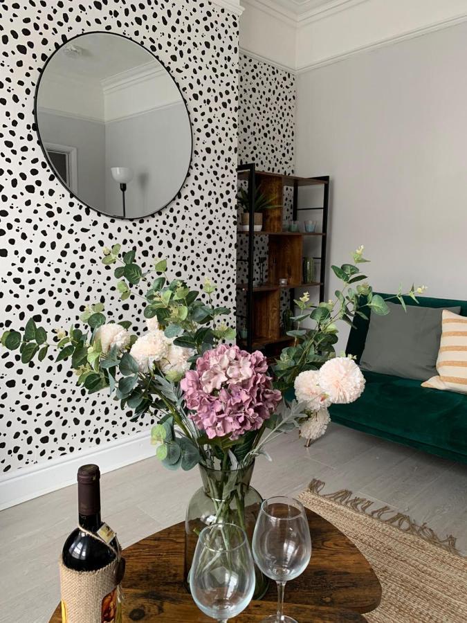 House Of Cosy Dots Villa Northampton Bagian luar foto