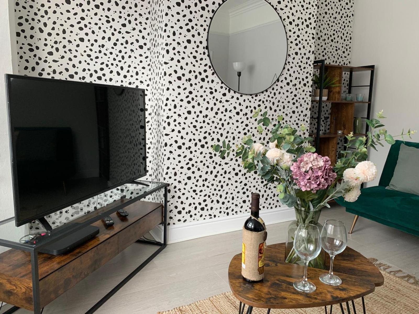 House Of Cosy Dots Villa Northampton Ruang foto